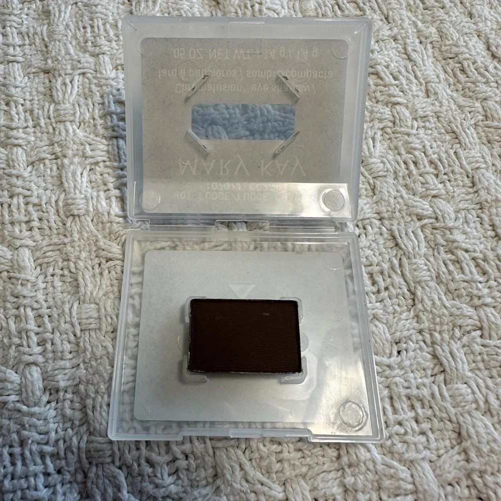 Mary Kay Chromafusion‎ Eye Shadow in Hot Fudge Brown